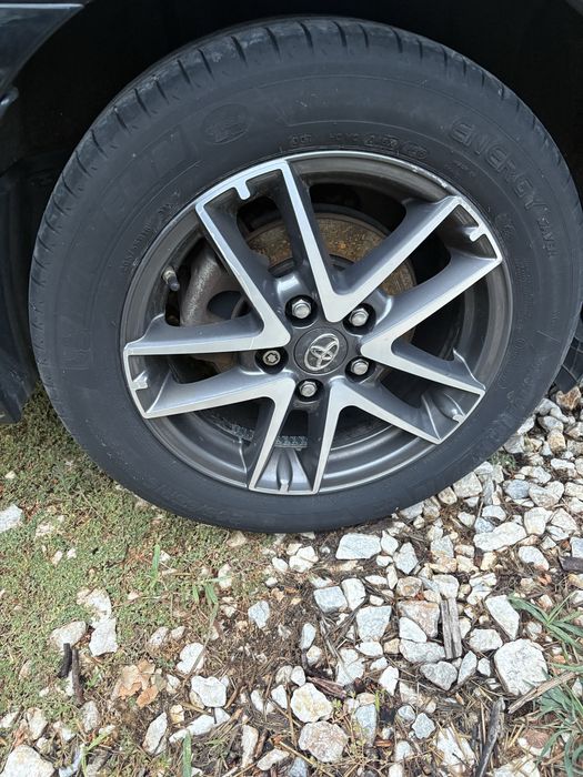 Toyota Джанти 16 с гуми 5х114.3