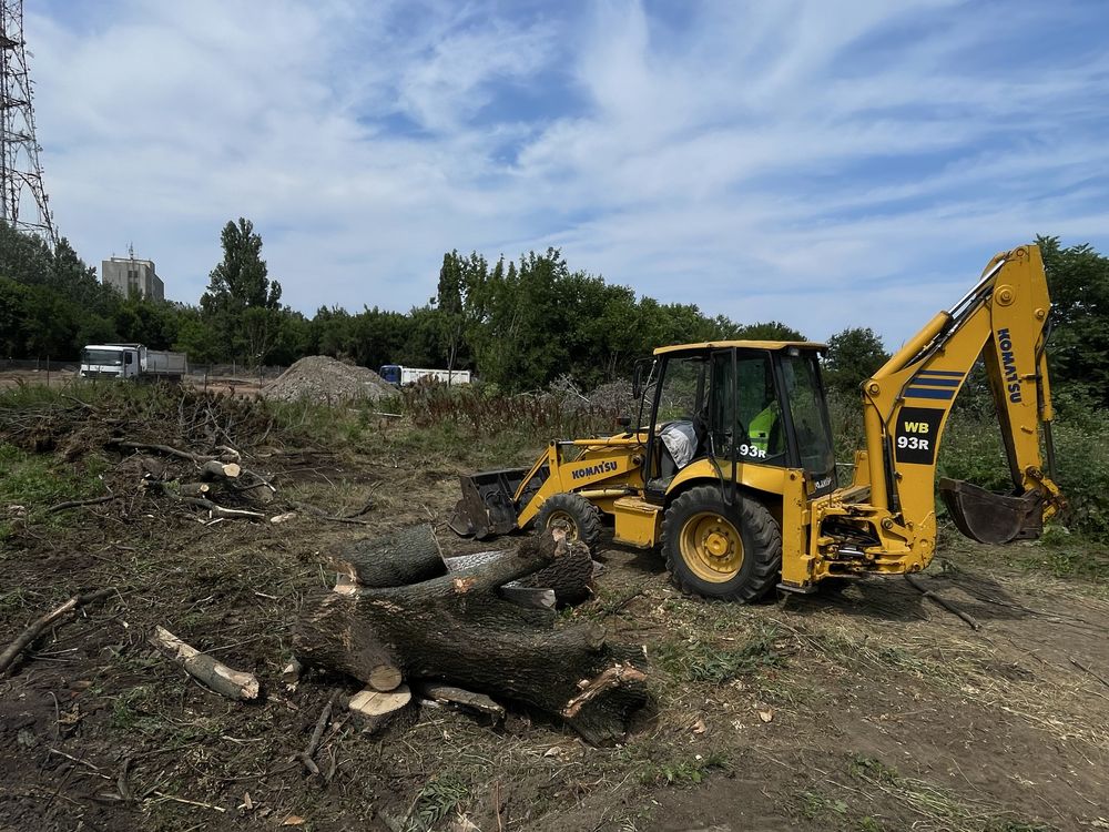 Inchiriez buldoexcavator