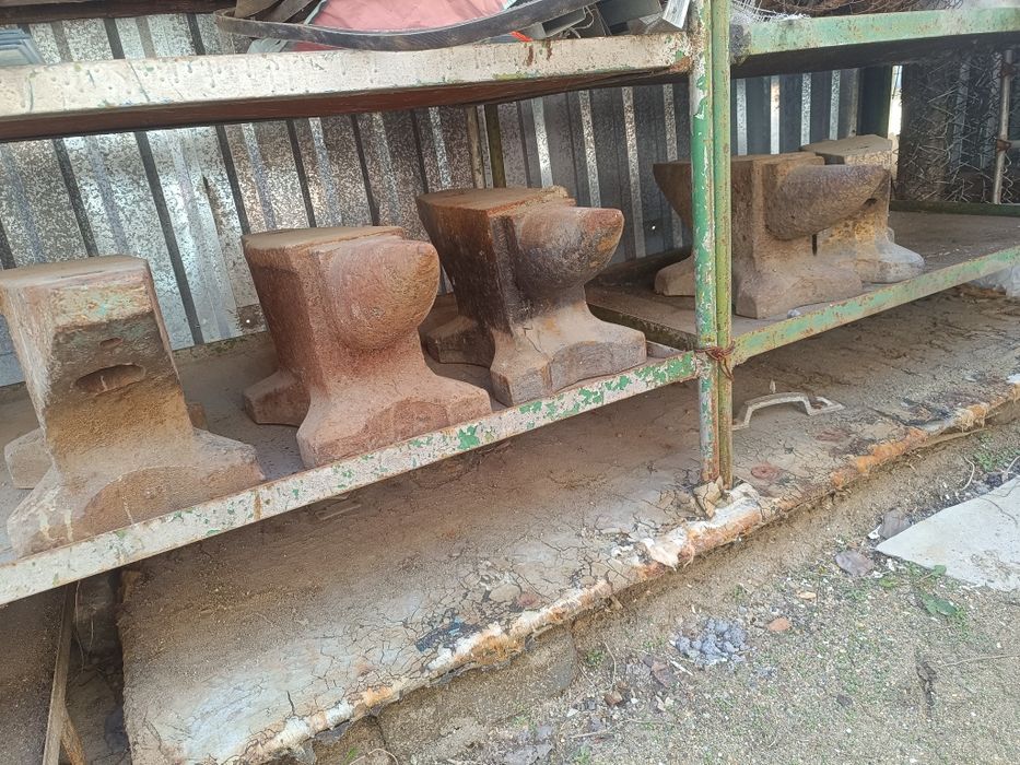 наковальня большая