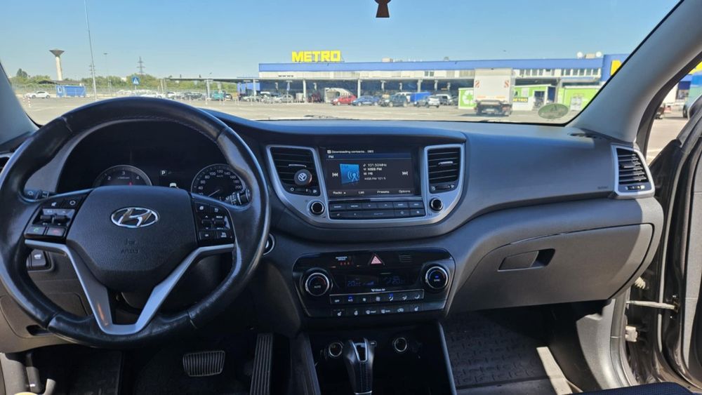 De vânzare Hyundai Tucson 1.7 Diesel automat culoare "Moon Rock"