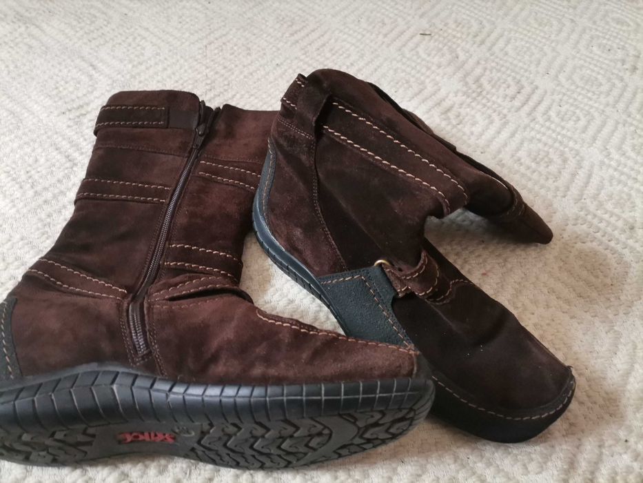 Дамски ботуши номер 38