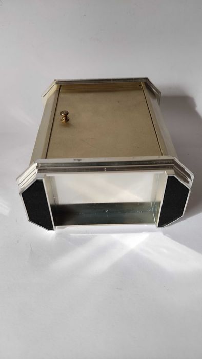 Hanhart германски настолен кварцов часовник