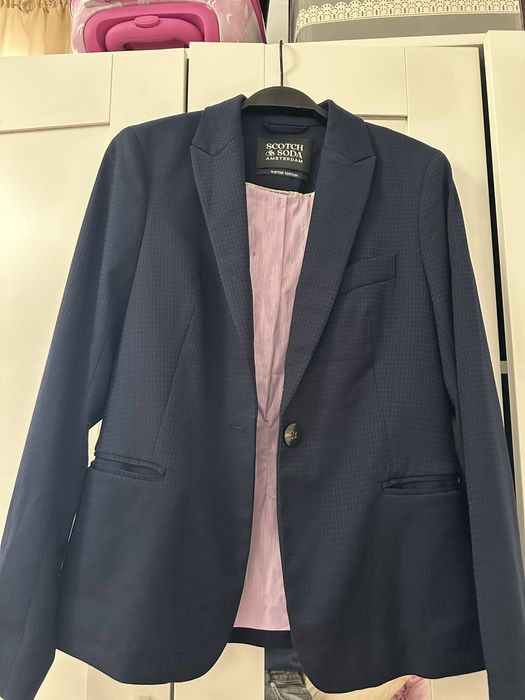 Scotch & Soda дамско вталено късо сако XS размер