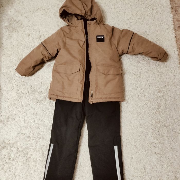 Продам комплект зимняя куртка с комбинезоном детский