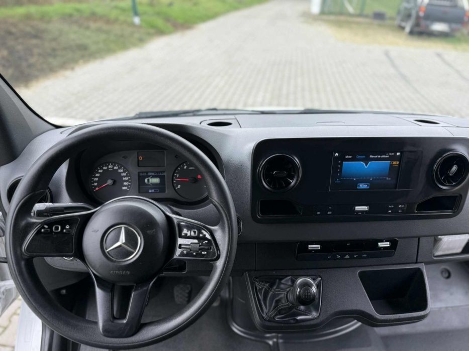 Mercedes-Benz Sprinter 319 CDI 3.0 // 2020 // 3500 Pe carlig