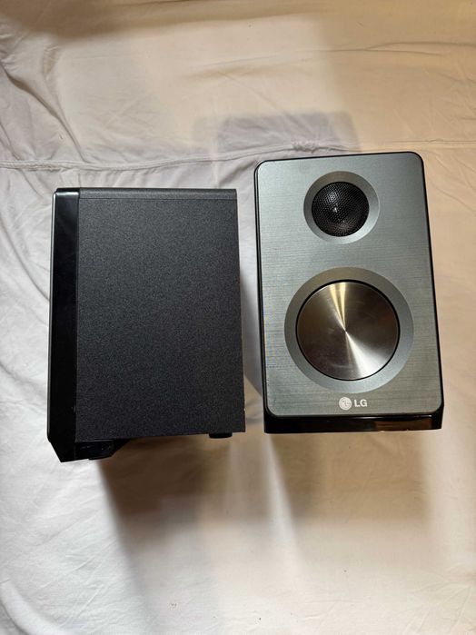 LG XAS66F тонколони + усилвател