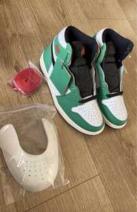 Air Jordan 1 Retro High Lucky Green