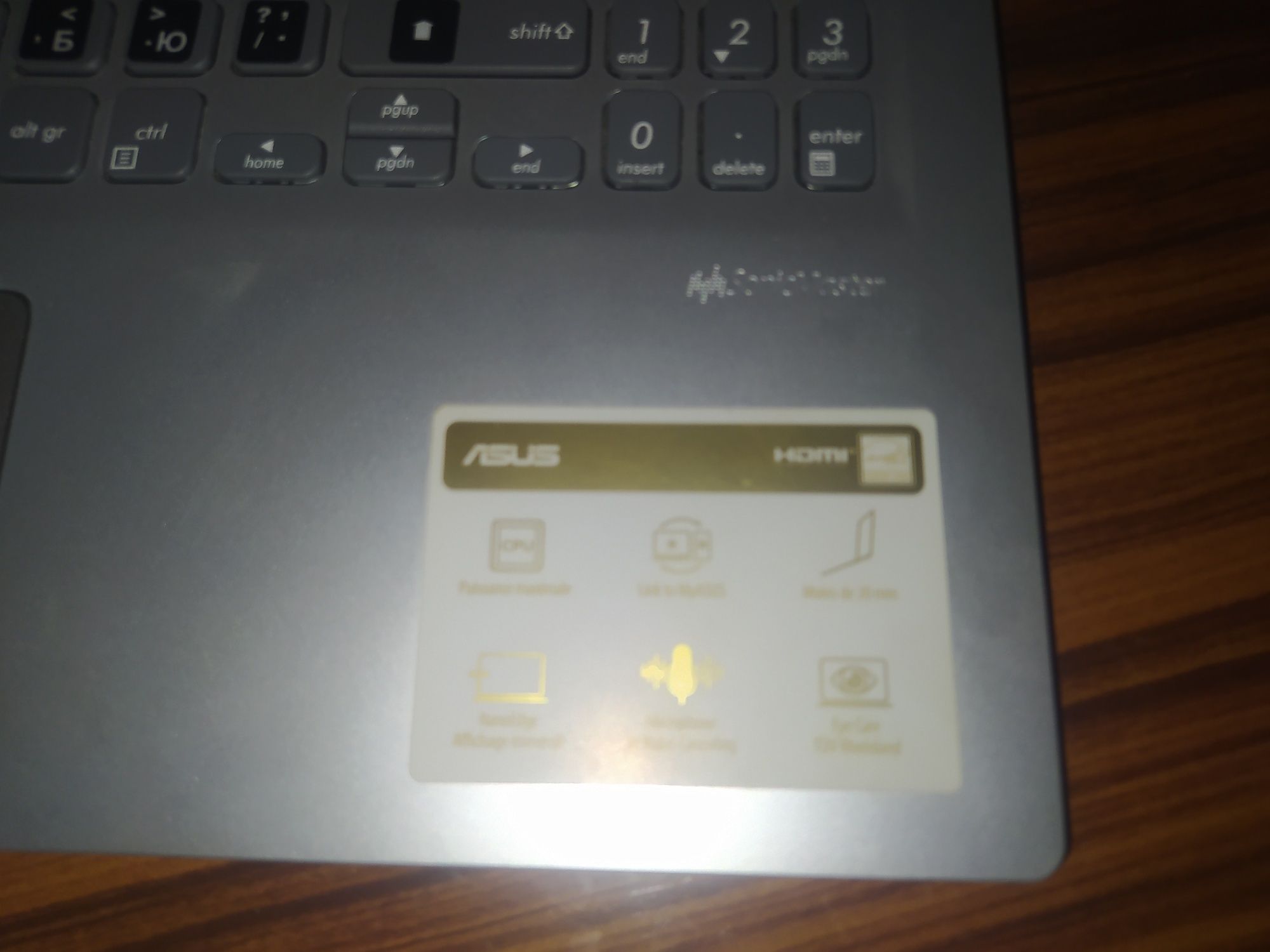 Kampiyiter ASUS CORe 3 256/4 yangi dakument karopka garantasi bor I
