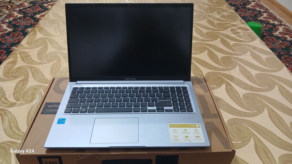 Asus vivobook 15 (x1502za)