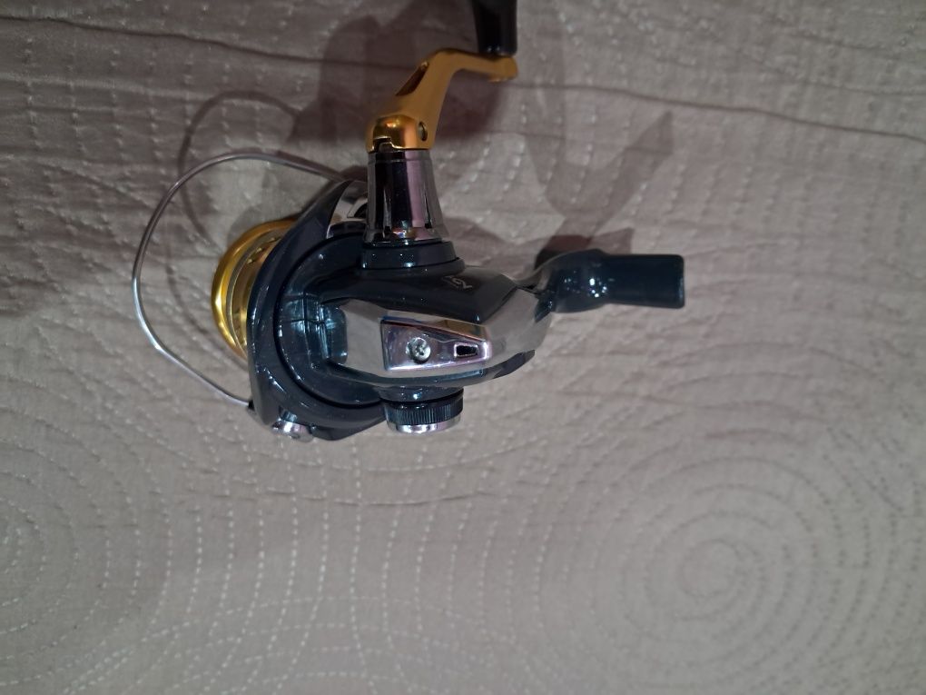 Продавам макара SHIMANO