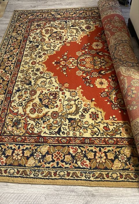 Продам ковер шерстяной.