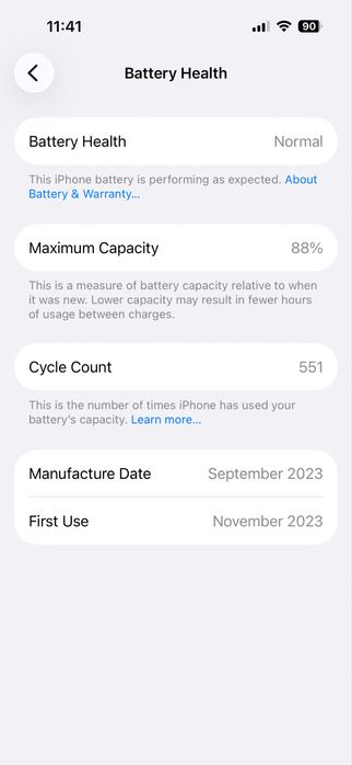 Продавам iPhone 15 pro 256GB