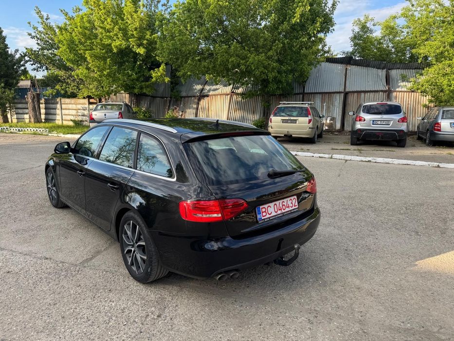 Audi a4 b8 Diesel 143 CP înmatriculat recent impecabil