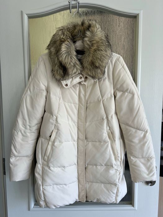 Пухено яке Zara – млечно XS-S