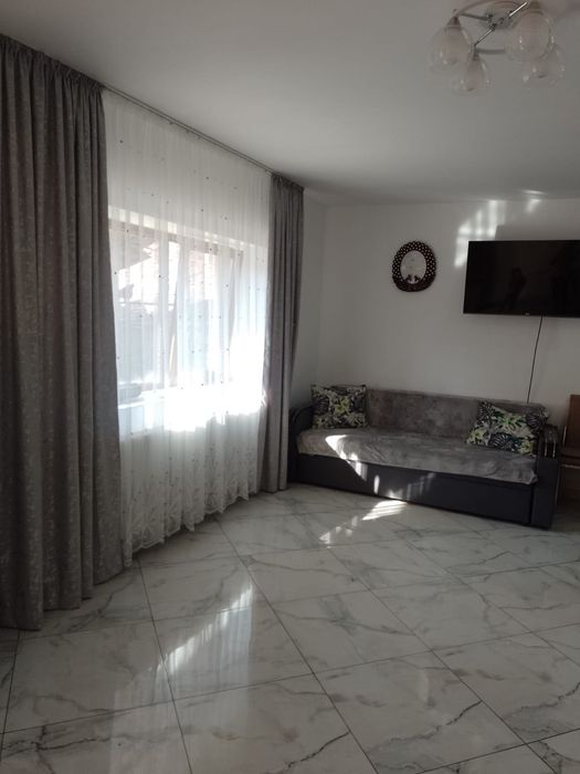 Casa sì gradina de vanzare