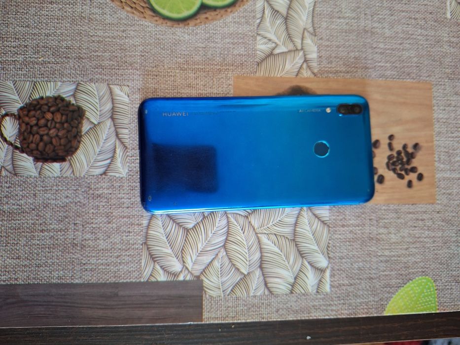 Telefon huawei Y7