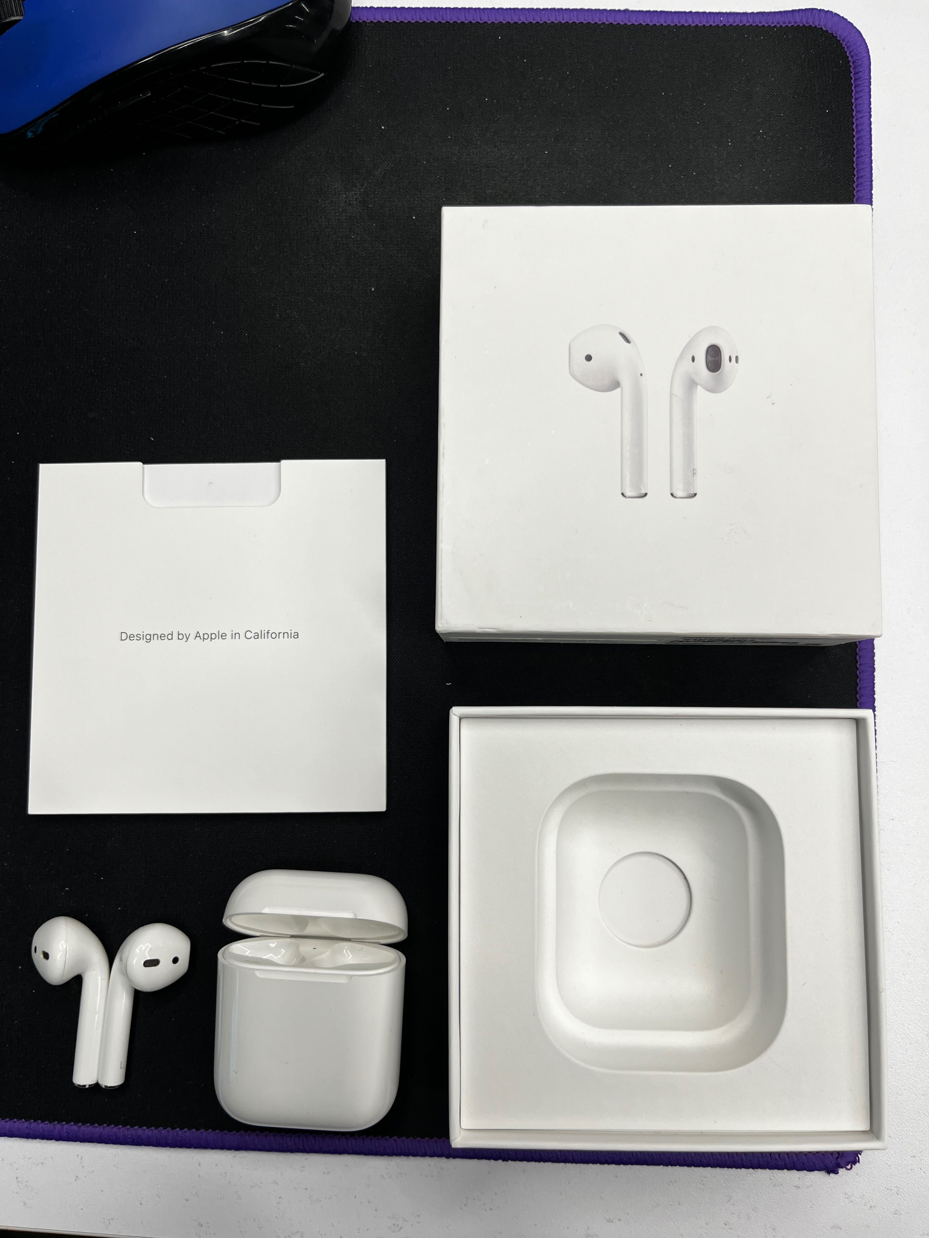 Apple AirPods  2