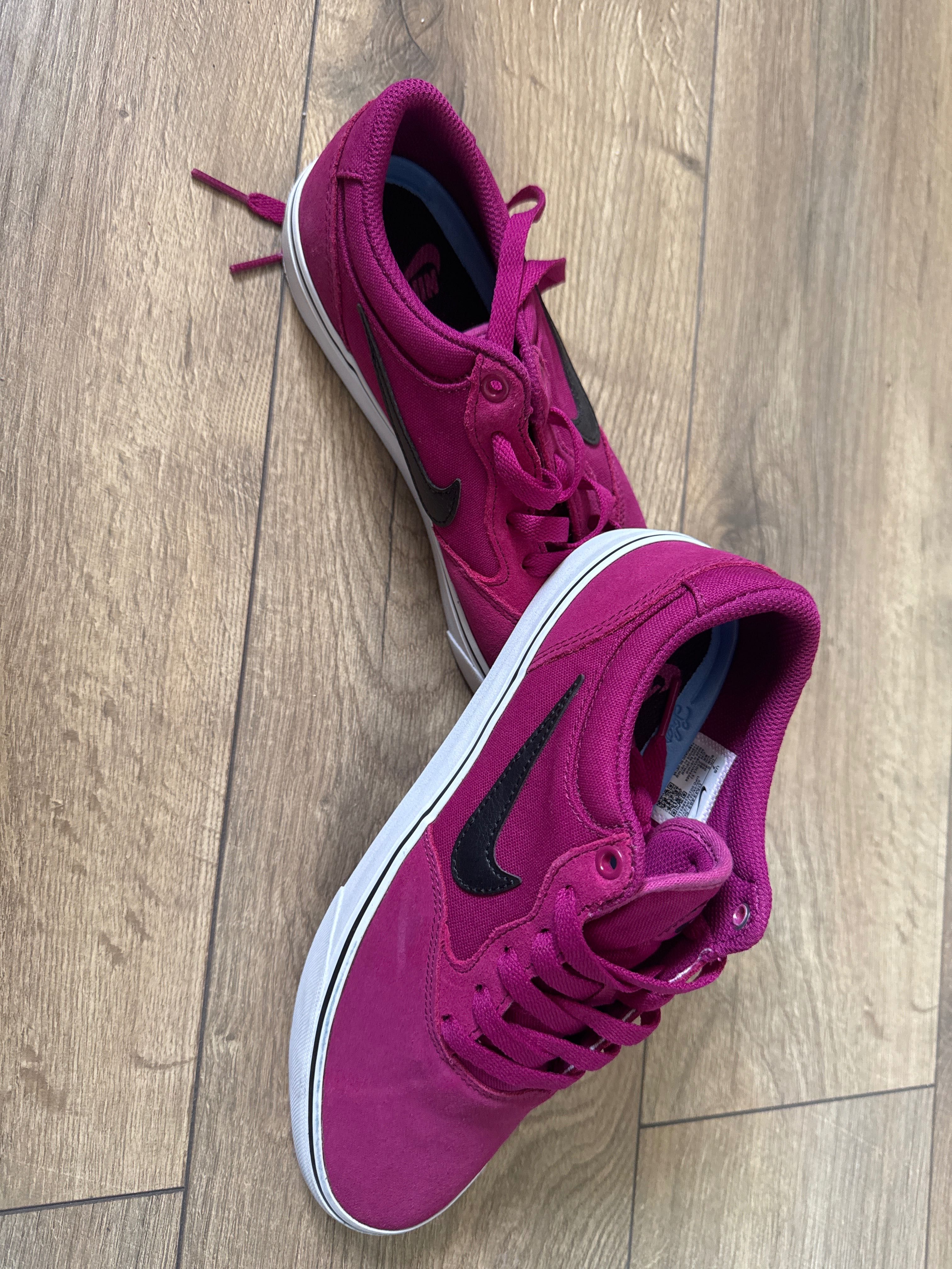 Nike SB Chron 2 Dynamic Berry