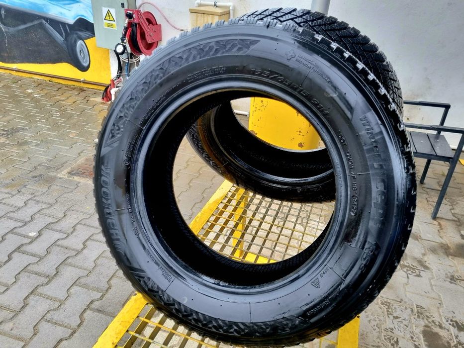 Vând două anvelope Hankook iarnă M+S 195 65 15