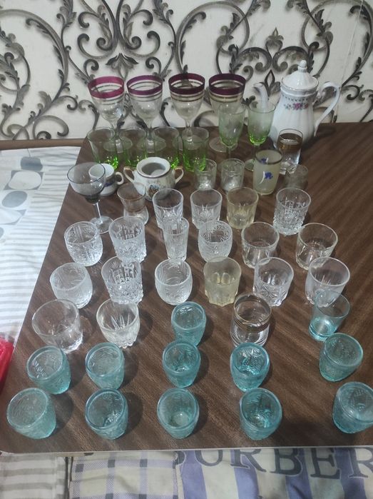 Рюмки и стопки , бокалы.