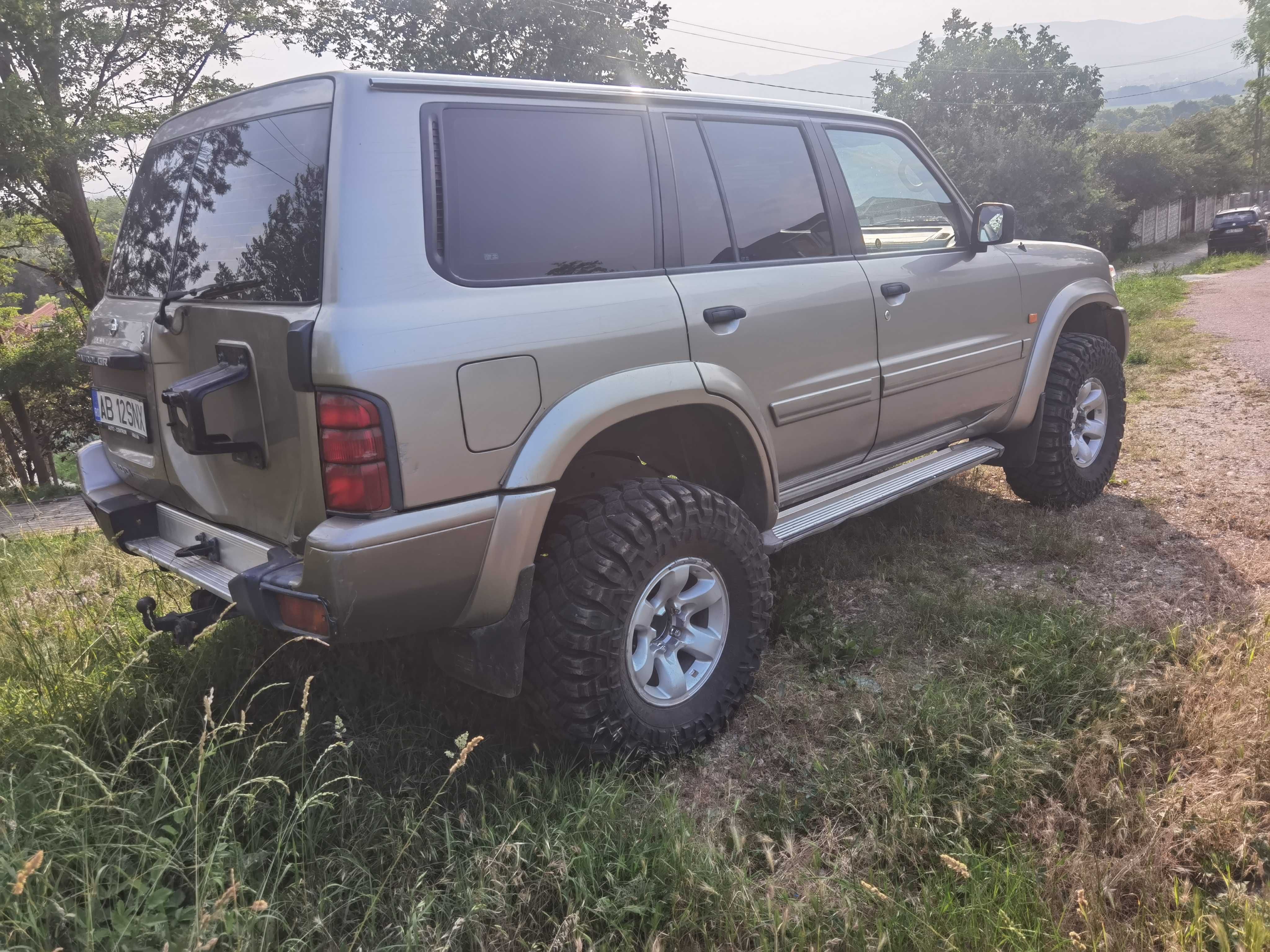 Nissan Patrol Y61 3.0 autoutilitara
