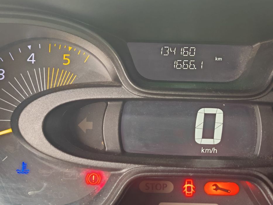 Vând Renault Trafic 2016