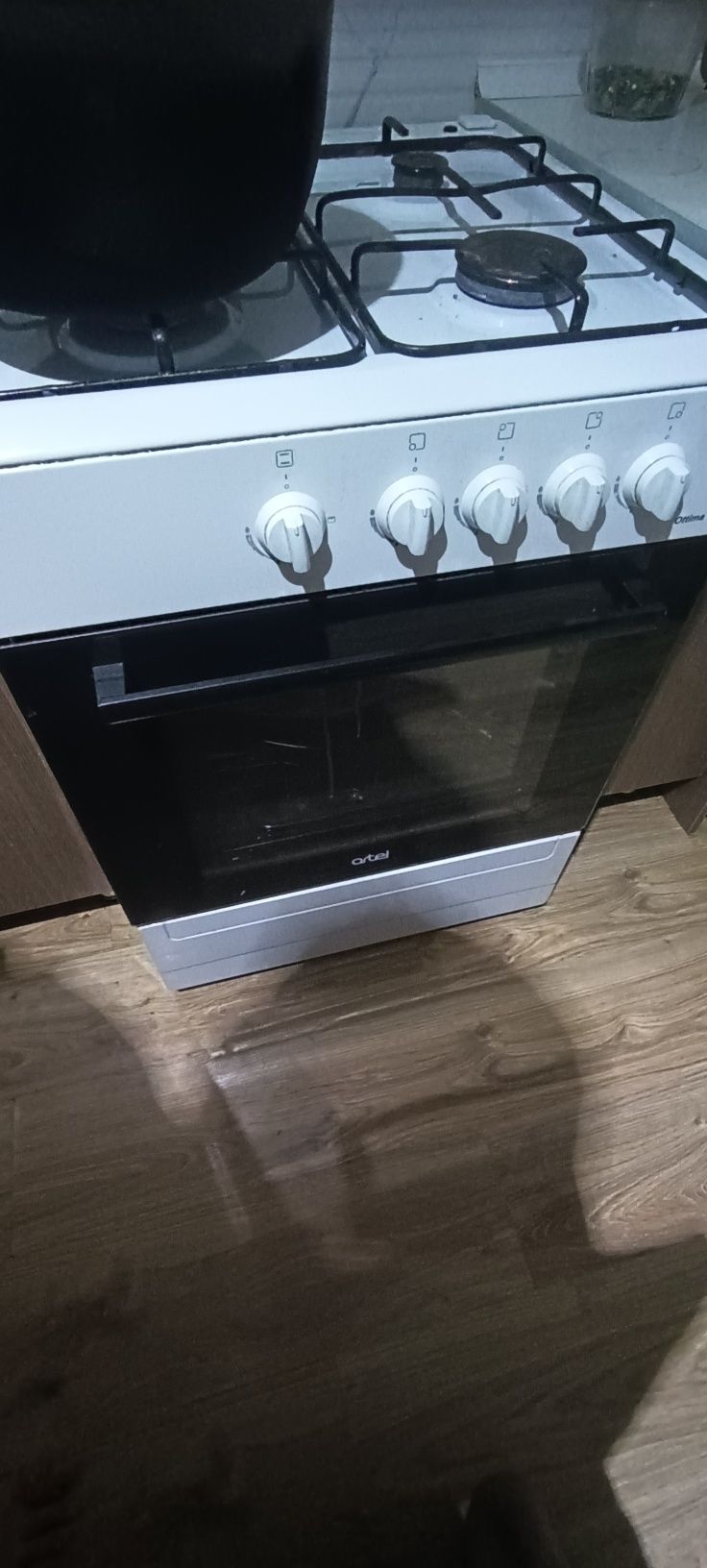 Artel ideal gaz plita hamma narsas ishlid