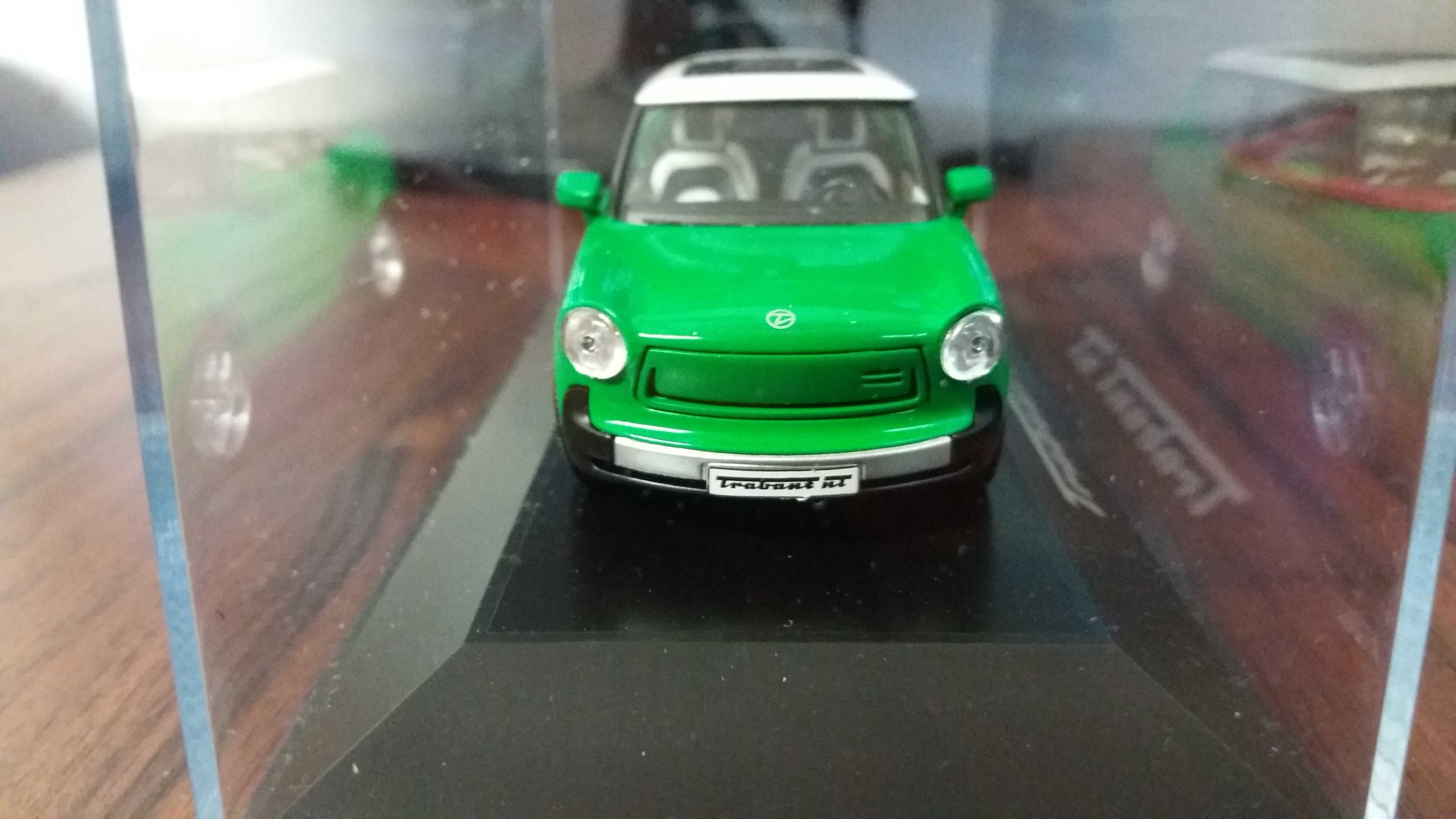 Macheta TRABANT NT - Herpa, scara 1/43, noua.