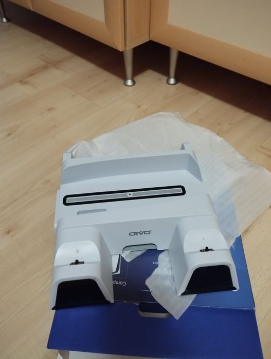 Зарядно устройство и стойка Playstation 5