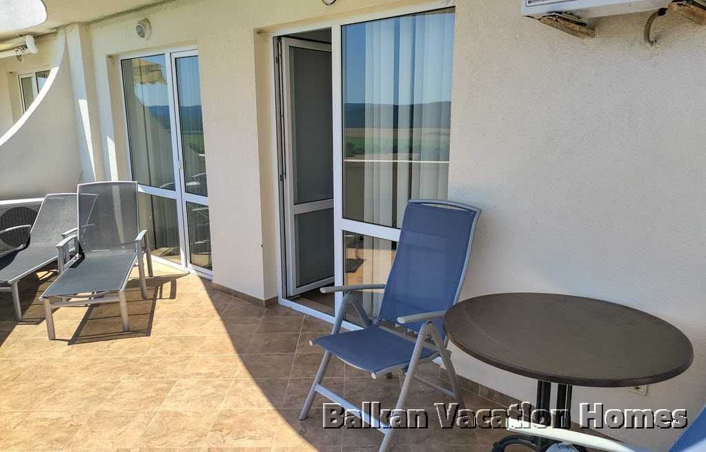 Продава се Тристаен апартамент в Бяла - 106 кв.м за 850 €/кв.м - Снимка #16
