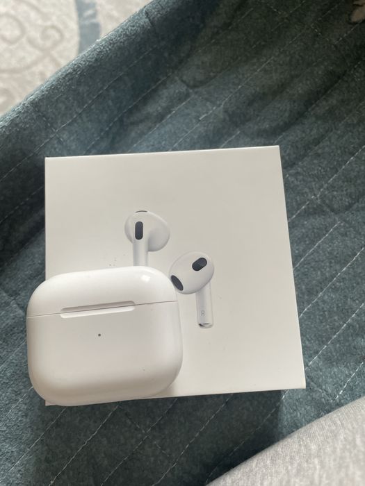 AirPods 3 поколения Б/У