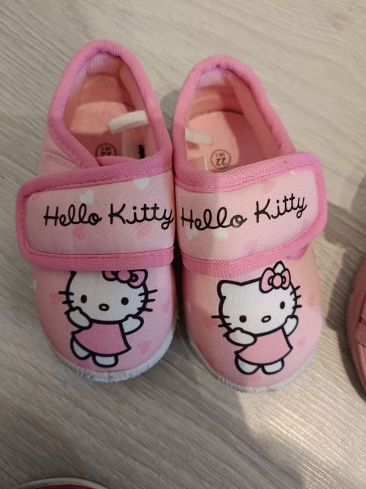 Papucei de interior mărimea 22