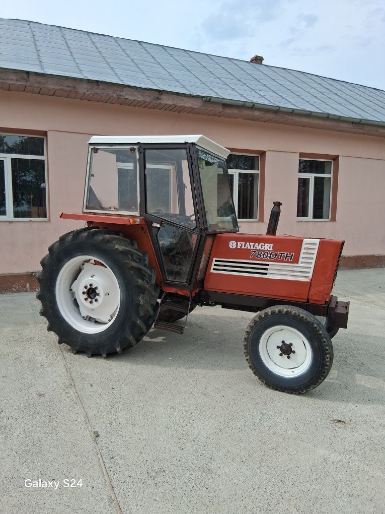 Tractor fiat 780