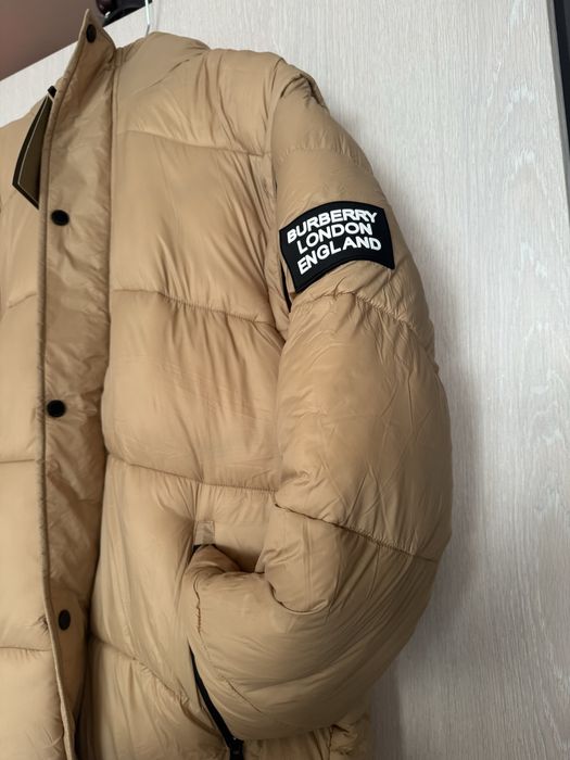 Geaca Burberry de iarna
