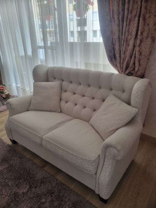 Vând canapea JULIETTE 2 locuri Mobexpert