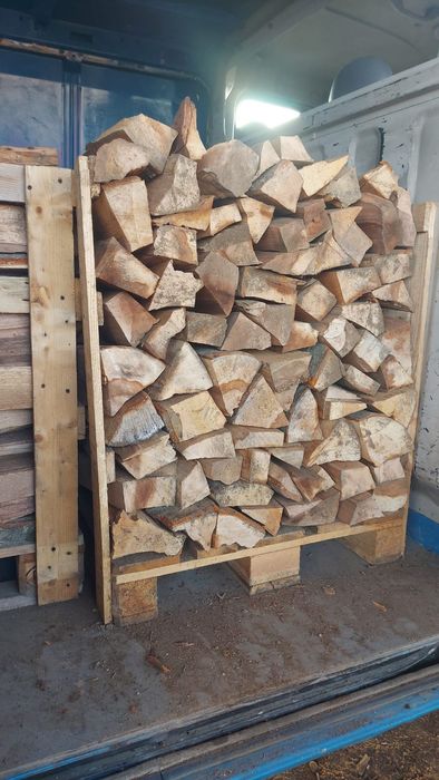 Vind Lemne de foc USCATE Paletat Stejar Fag etc.