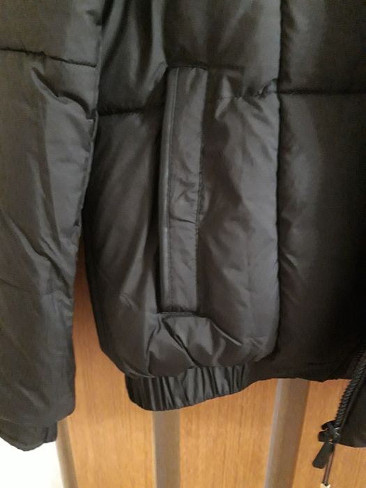 Продам зимнию куртку