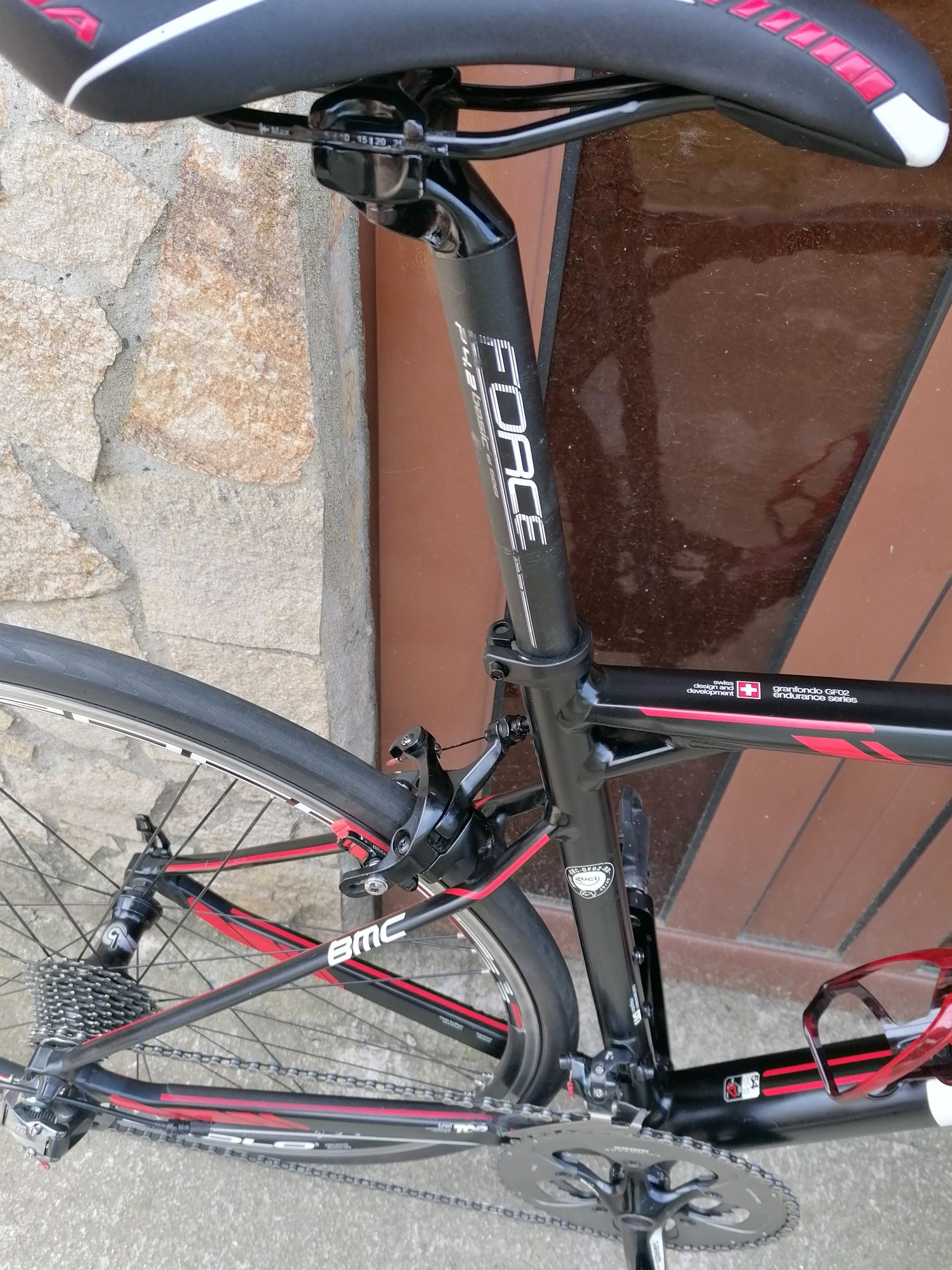 Шосеен BMC Granfondo, SRAM RED