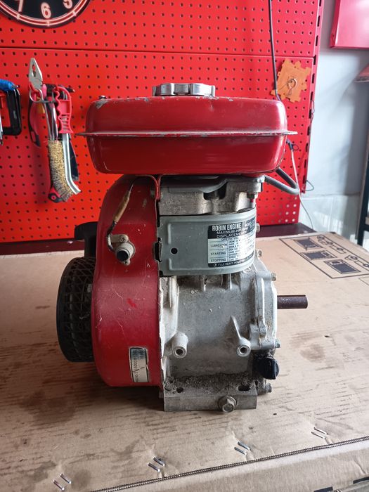 Двигател за фреза трамбовка robin