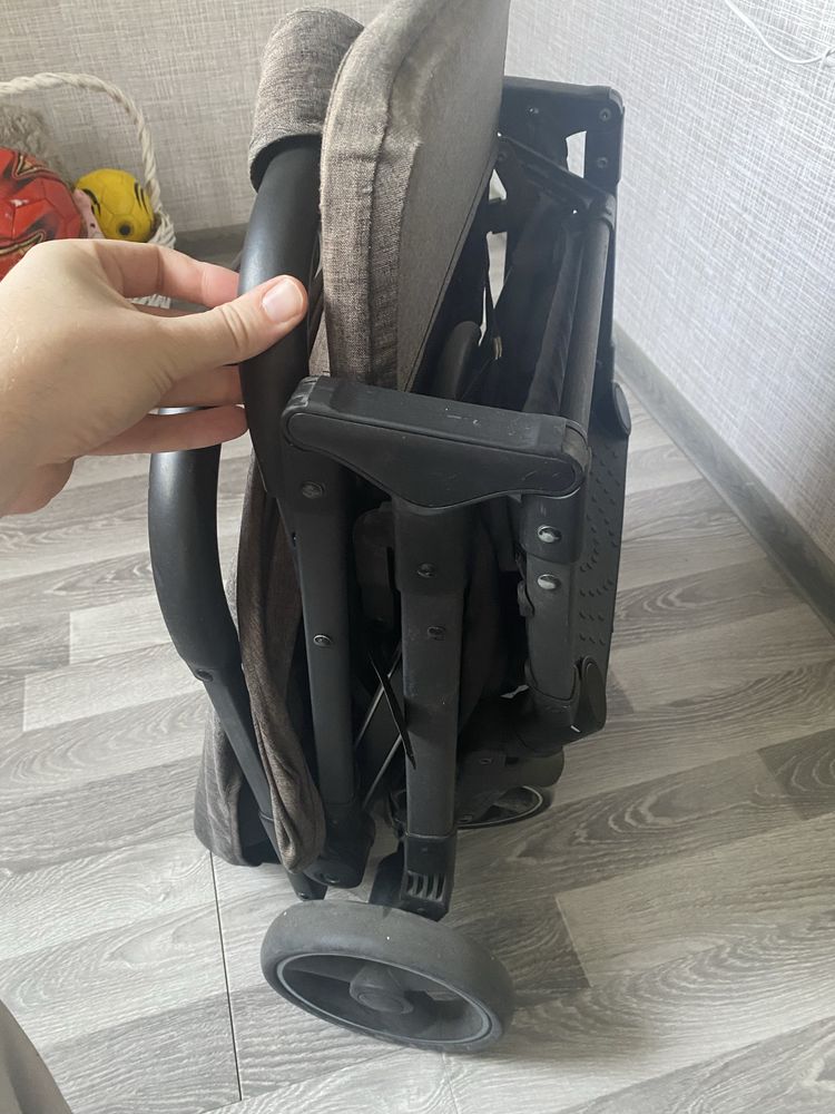 Продается коляска