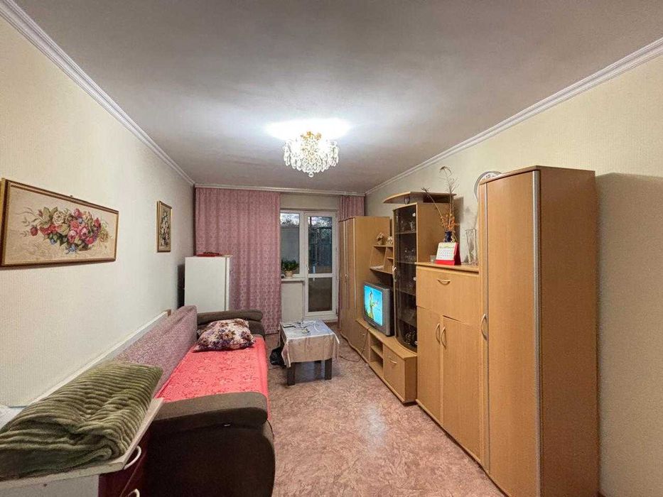 Продается 2-комнатная квартира в районе мкр.Восток-2