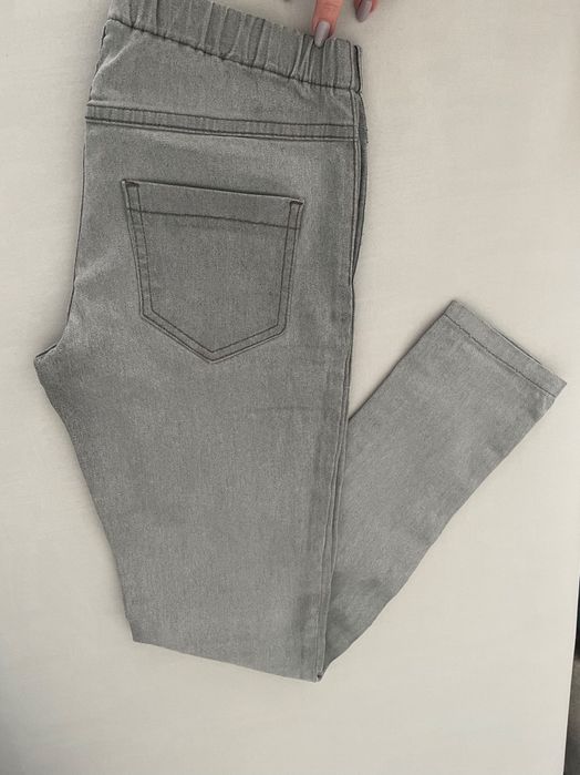 Blugi gri noi S firma