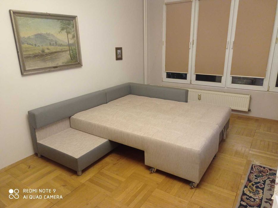 Диван ъглов с размер 200 на 270 см.