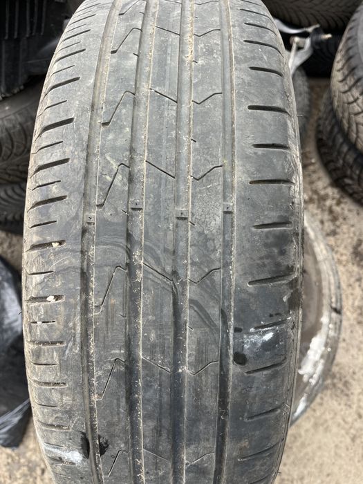 2 бр летни гуми 215 65 16 Hankook