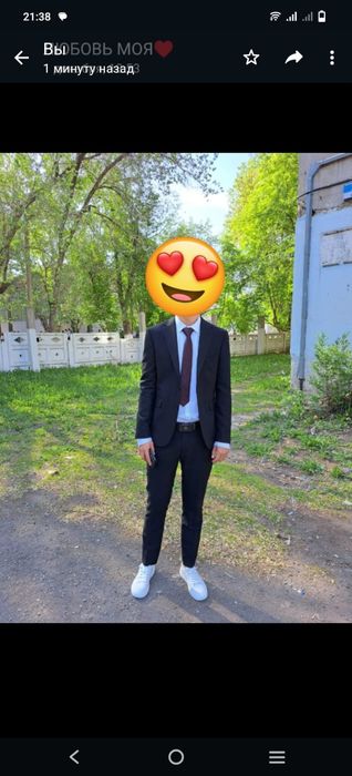 Продаю Мужской костюм