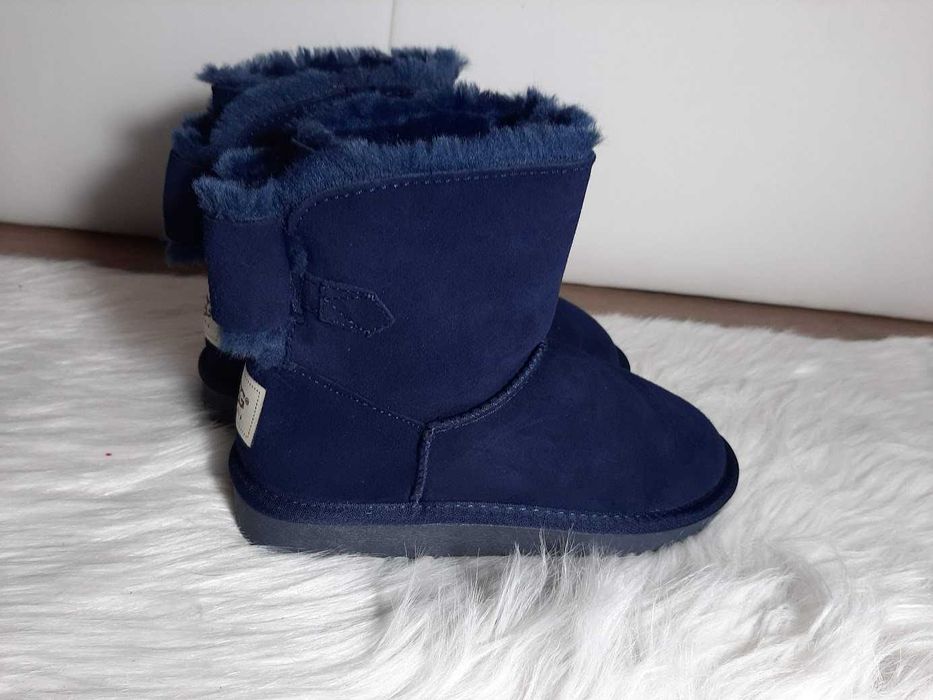 Ghete UGG , piele naturala, 36
