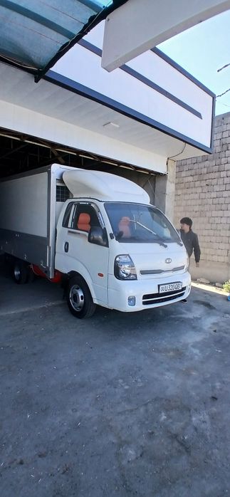 Kia sotiladi pirapan mator xama joyi zur ishlaydi aybi yuq yili 2015