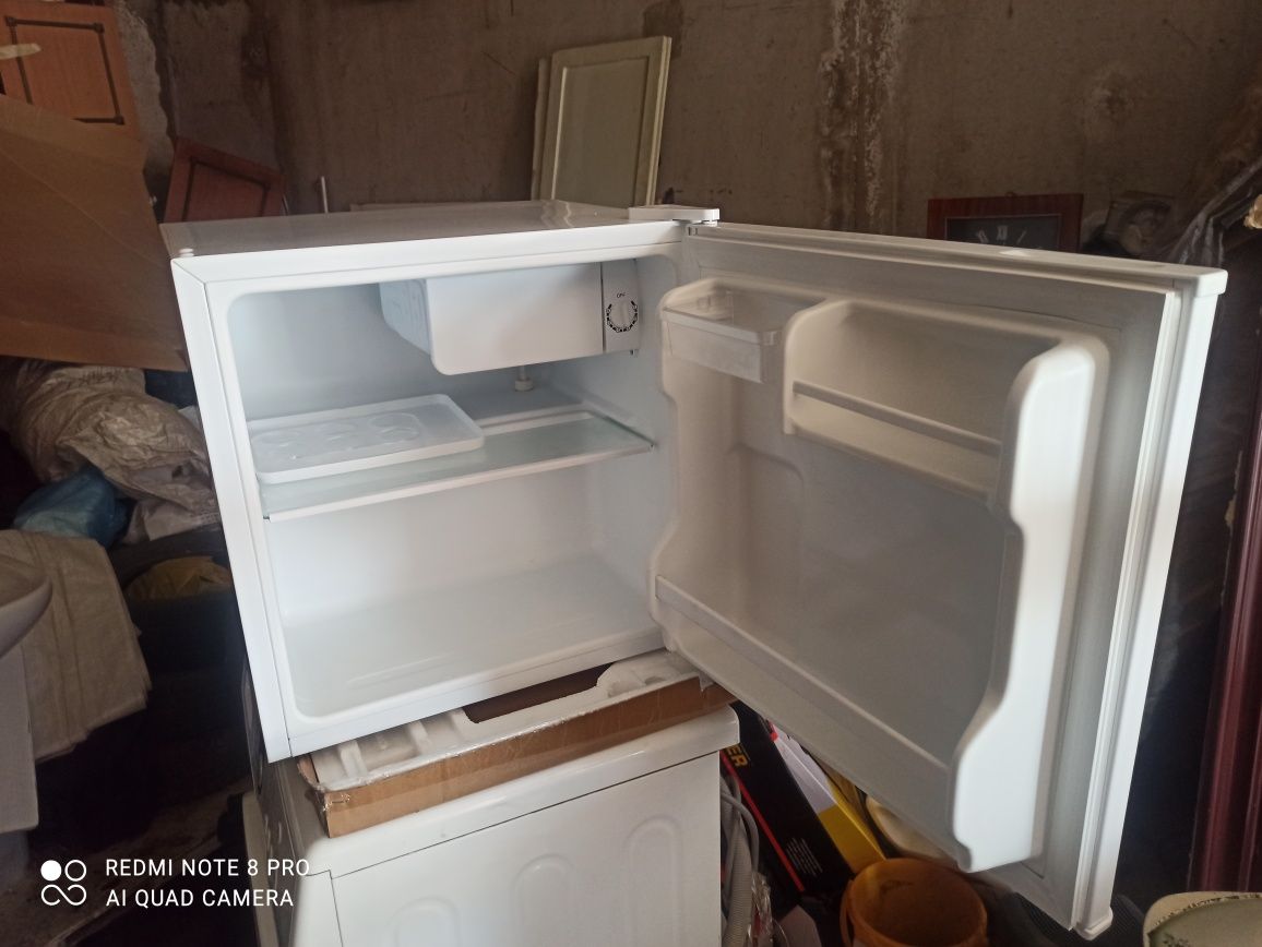 Продам качественный новый мини холодильник