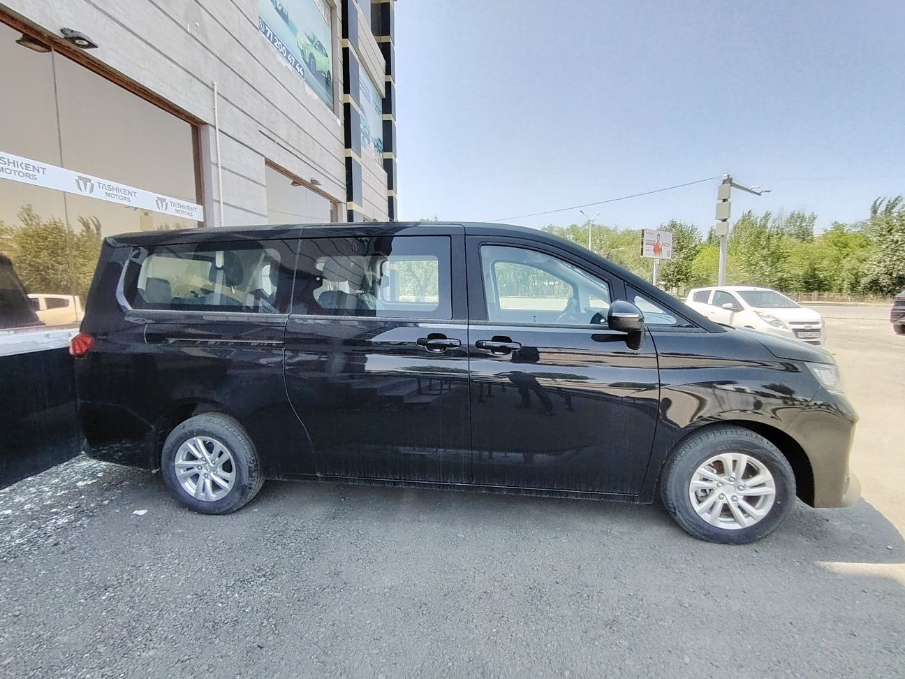 BAW M7 MINIVEN satuvda tayyor