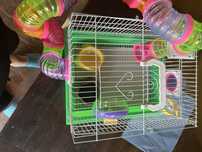 Cusca hamster noua cu tuburi reglabile o roata/2boluri de mancare/apa
